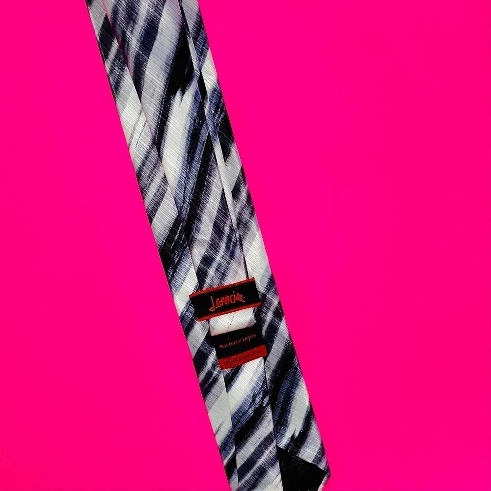 J.Garcia tie​​ - Picture 3 of 3